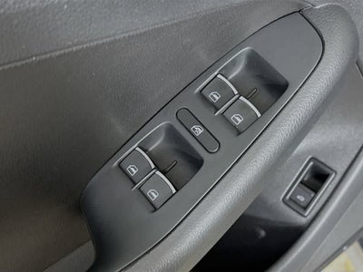 Volkswagen Jetta TDI de 2014 con paquete Premium y navegador