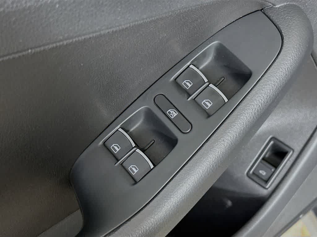 Volkswagen Jetta TDI de 2014 con paquete Premium y navegador