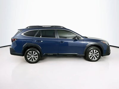 Subaru Outback Premium 2025