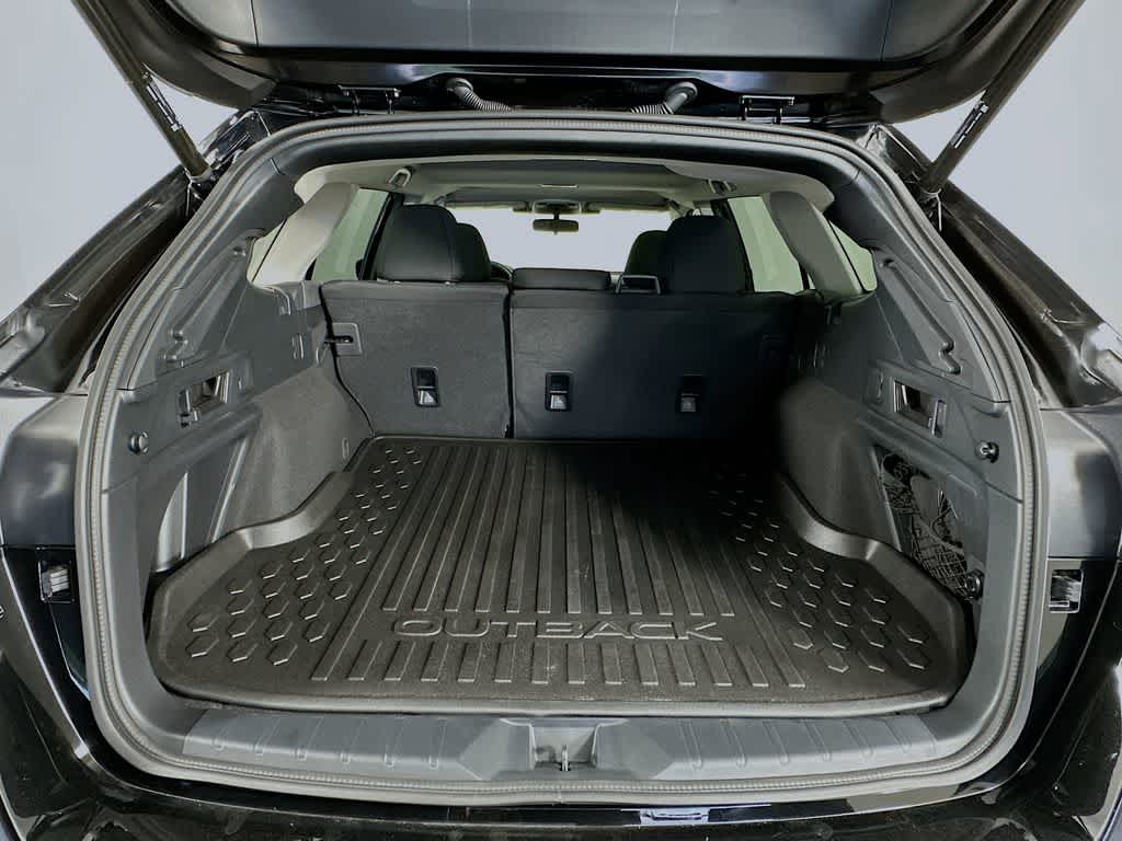 Subaru Outback Premium 2025