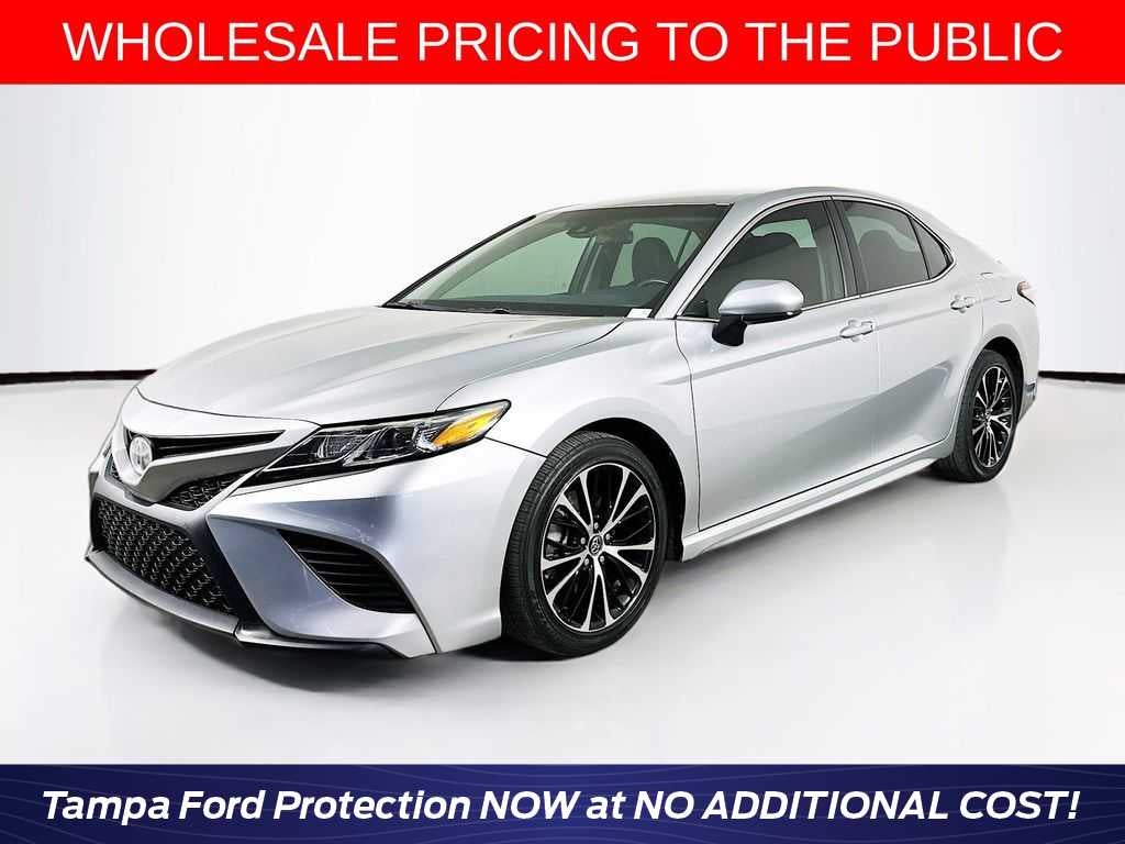 Toyota Camry SE 2018