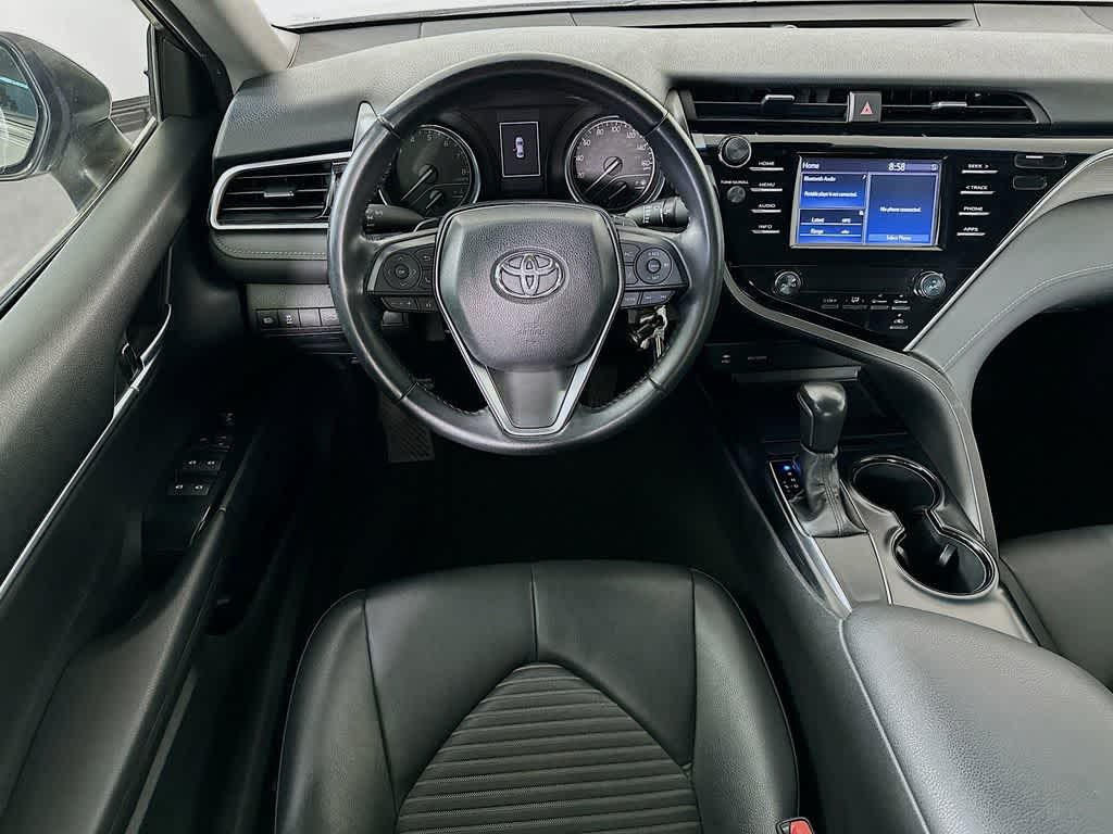 Toyota Camry SE 2018