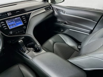Toyota Camry SE 2018