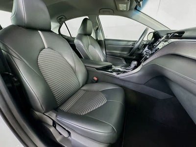 Toyota Camry SE 2018