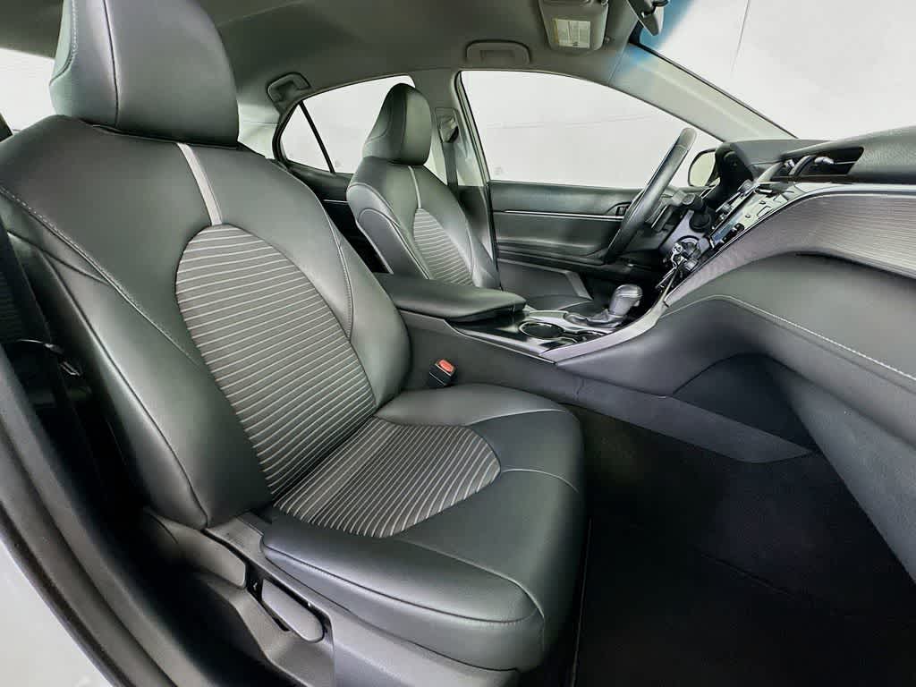 Toyota Camry SE 2018