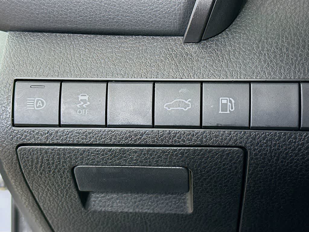 Toyota Camry SE 2018