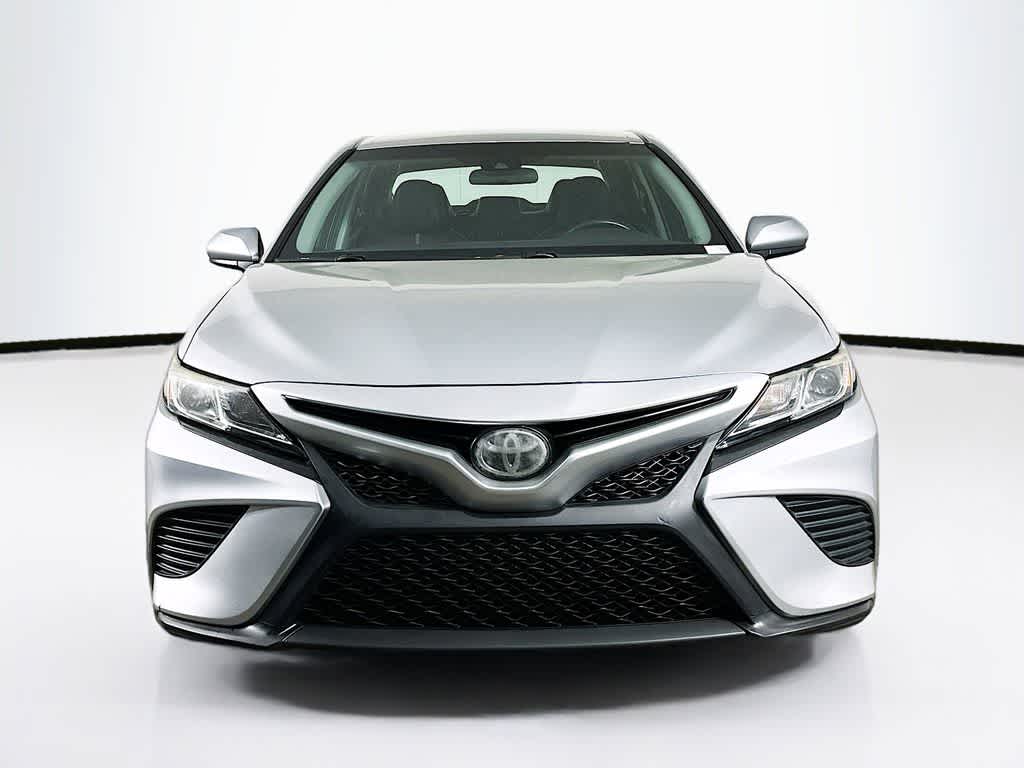 Toyota Camry SE 2018