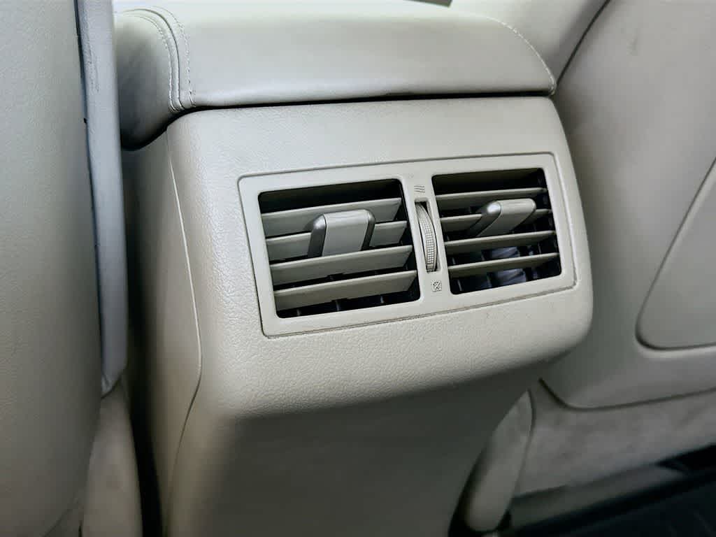 Toyota Camry Hybrid Base 2009