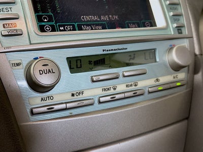 Toyota Camry Hybrid Base 2009