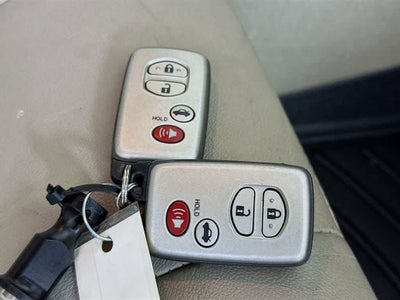 Toyota Camry Hybrid Base 2009