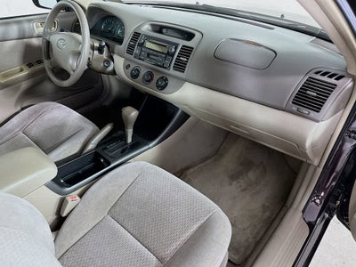 Toyota Camry LE 2003