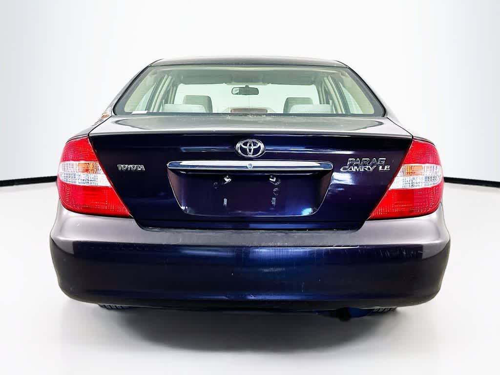 Toyota Camry LE 2003