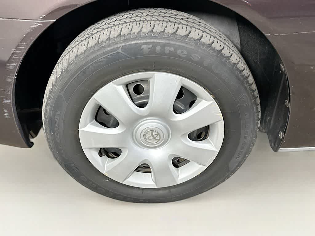 Toyota Camry LE 2003