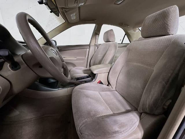 Toyota Camry LE 2003