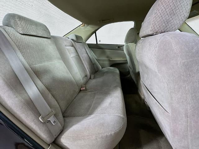 Toyota Camry LE 2003