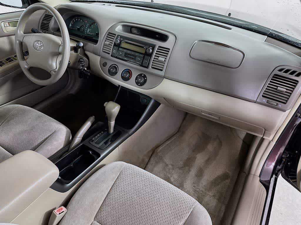 Toyota Camry LE 2003