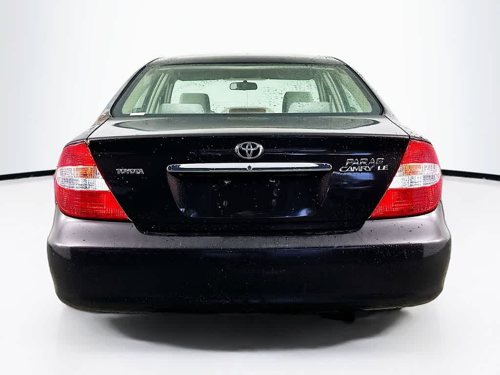 Toyota Camry LE 2003