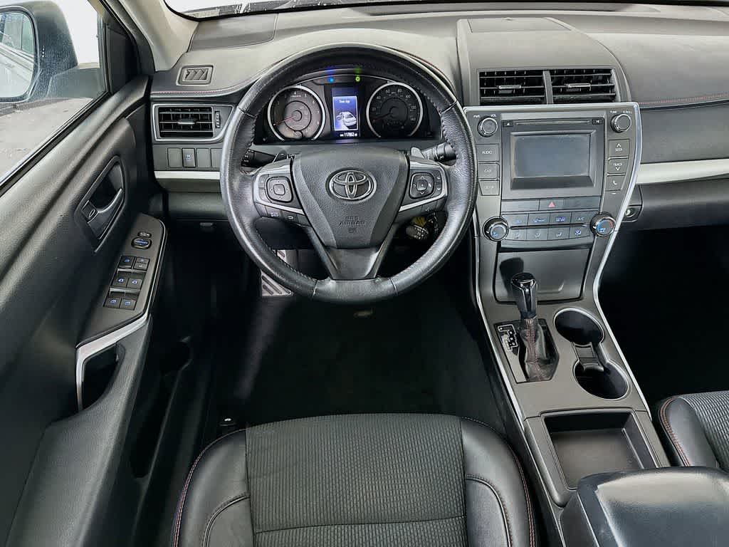 Toyota Camry SE 2017