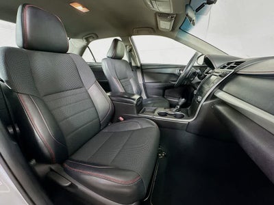 Toyota Camry SE 2017