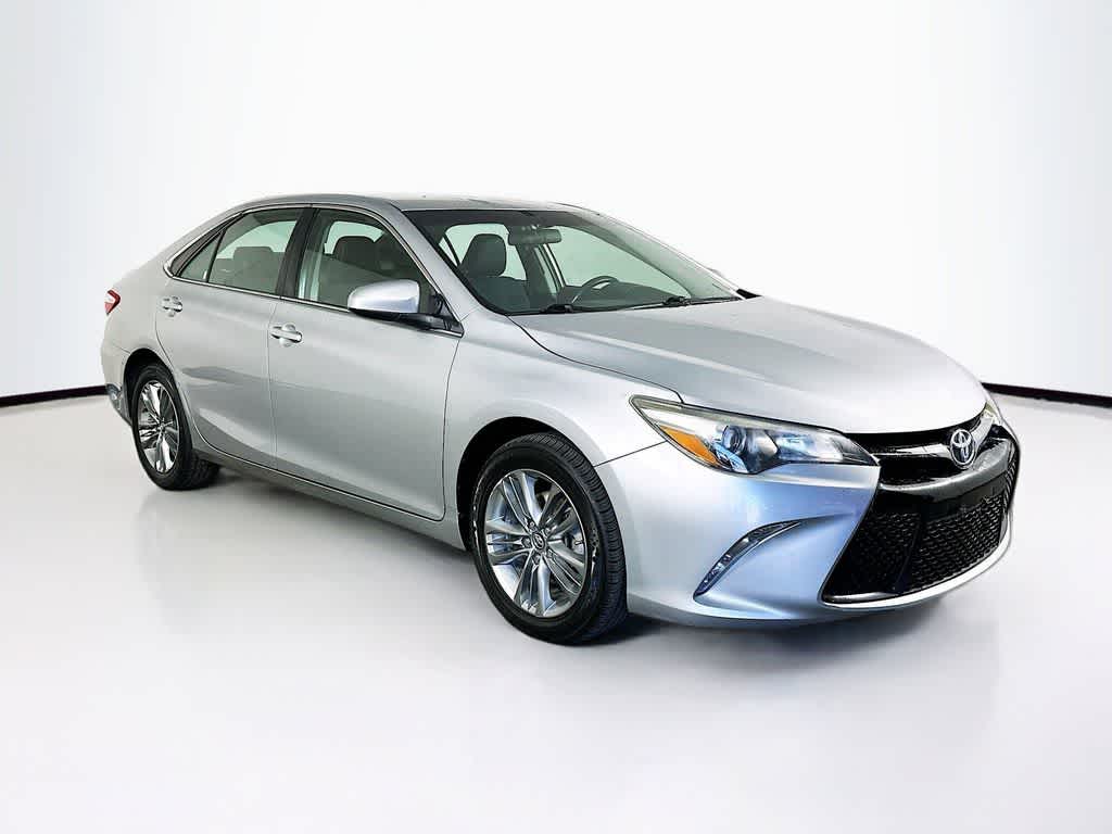 Toyota Camry SE 2017