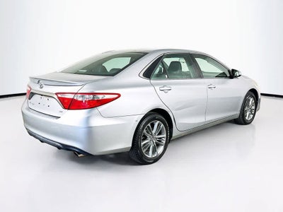 Toyota Camry SE 2017