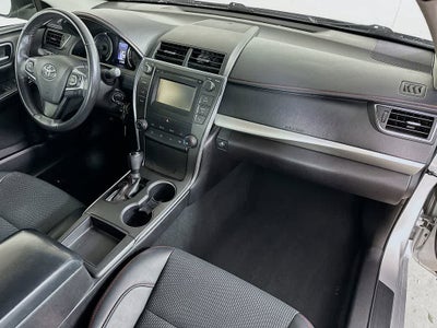 Toyota Camry SE 2017