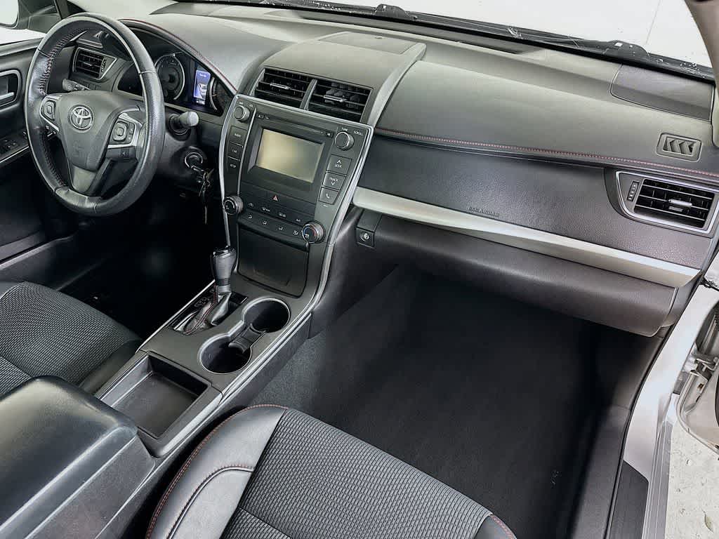 Toyota Camry SE 2017