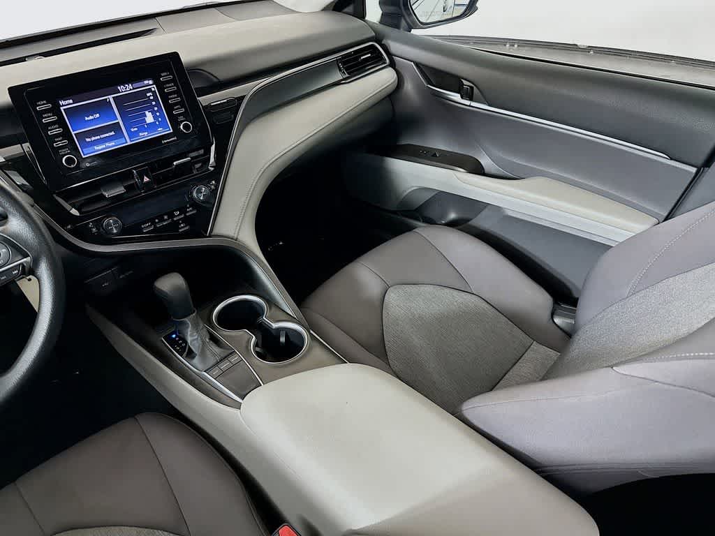 Toyota Camry LE 2024