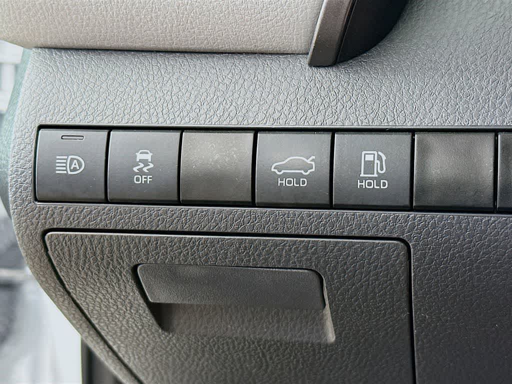 Toyota Camry LE 2024