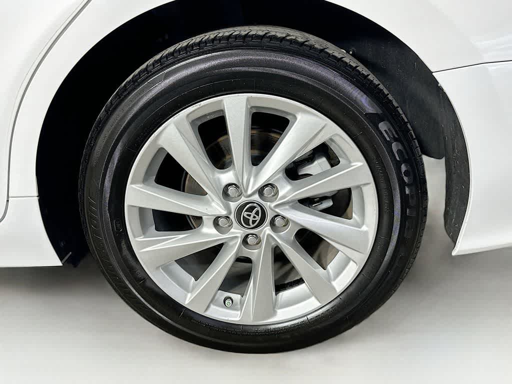 Toyota Camry LE 2024