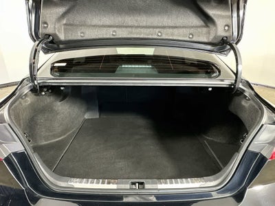 Toyota Camry SE 2025