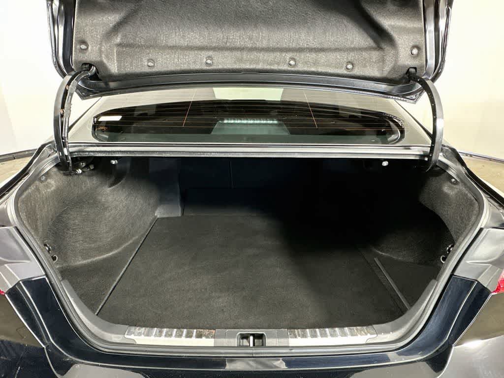 Toyota Camry SE 2025