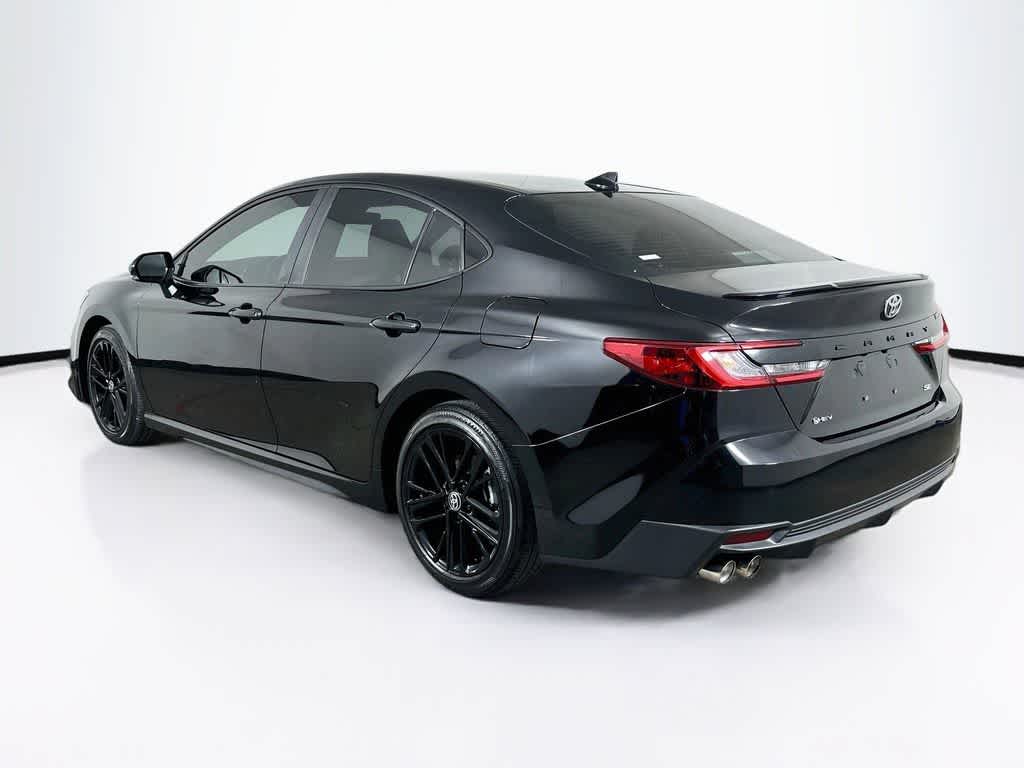 Toyota Camry SE 2025