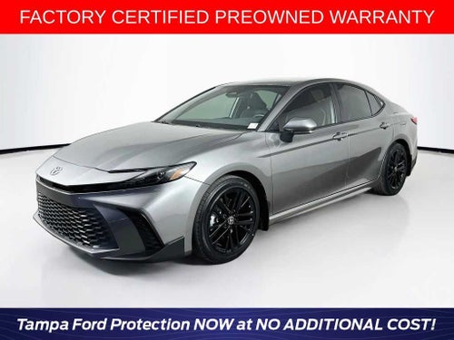 Toyota Camry SE 2025