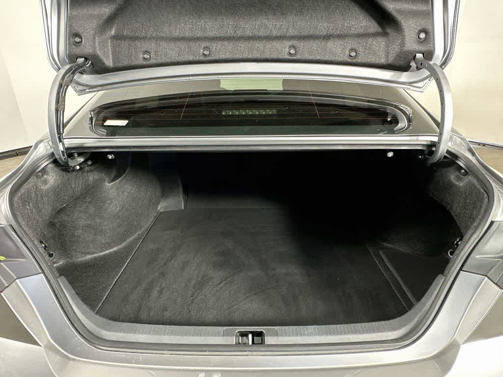 Toyota Camry SE 2025