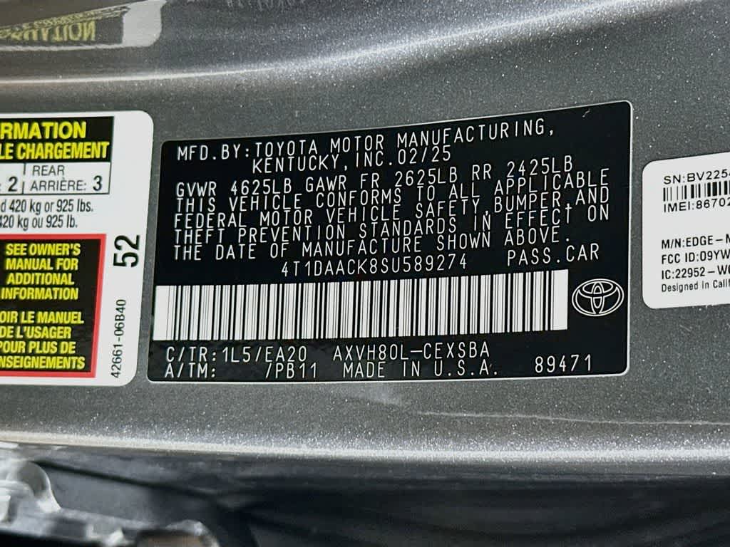 Toyota Camry SE 2025