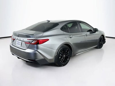 Toyota Camry SE 2025