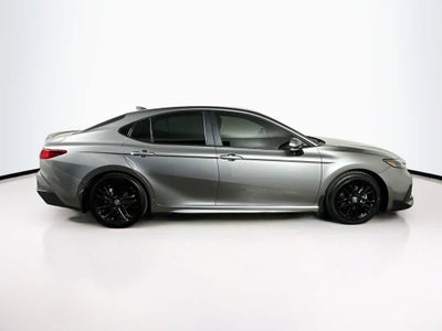 Toyota Camry SE 2025