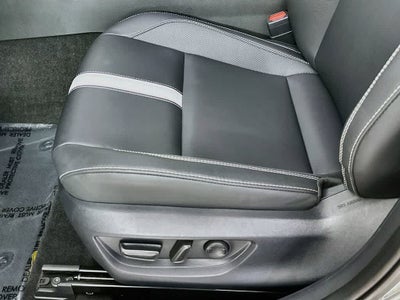 Toyota Camry SE 2025