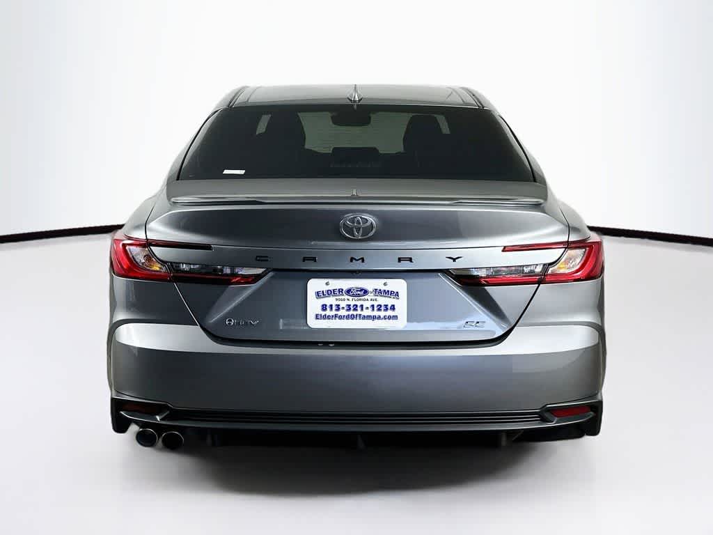 Toyota Camry SE 2025