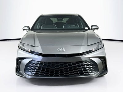 Toyota Camry SE 2025