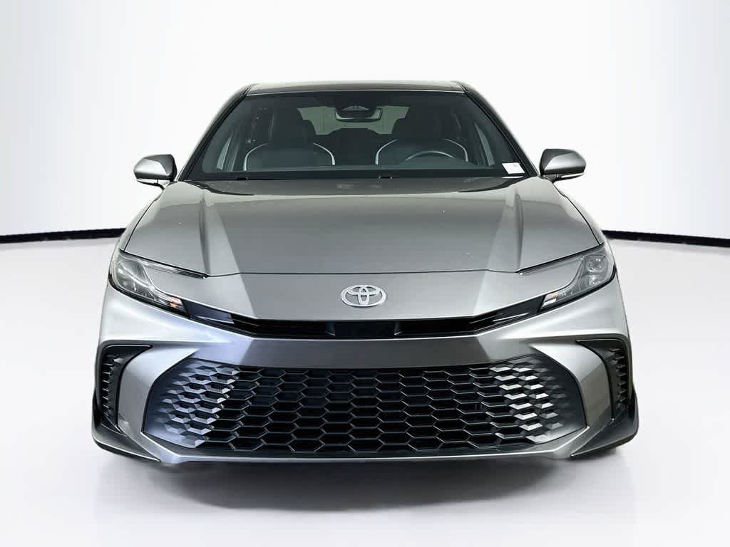 Toyota Camry SE 2025