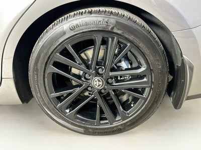 Toyota Camry SE 2025