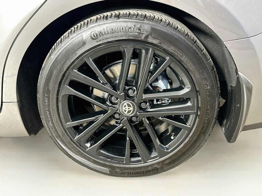 Toyota Camry SE 2025