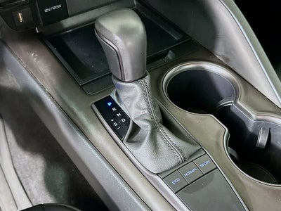 Toyota Camry SE 2024