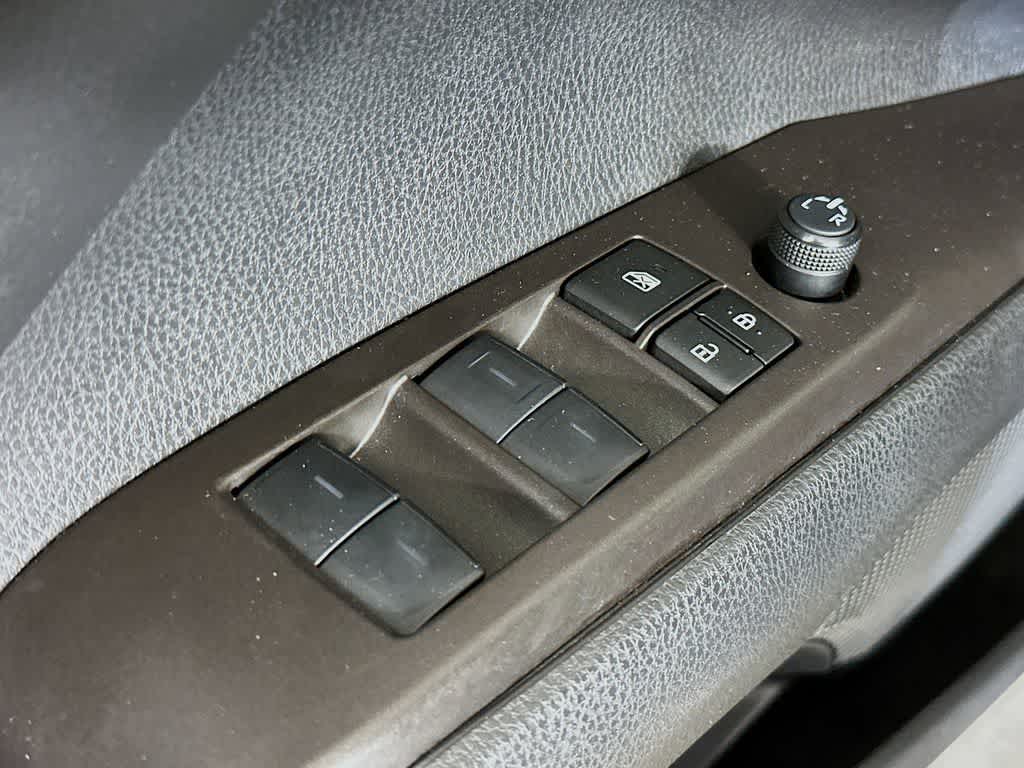 Toyota Camry SE 2024