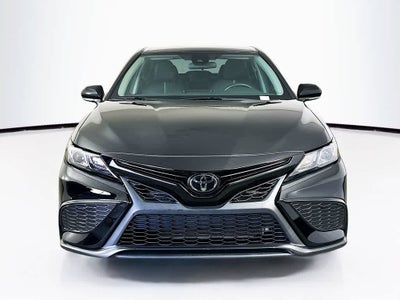 Toyota Camry SE 2024