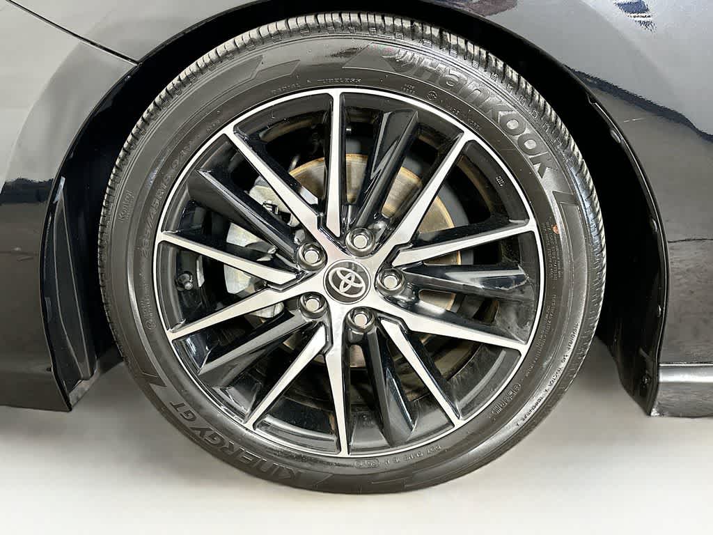 Toyota Camry SE 2024