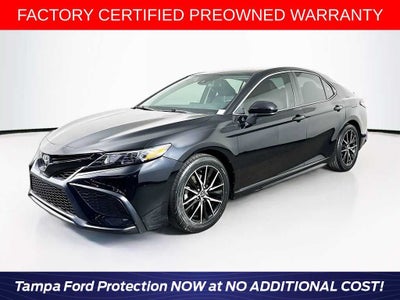 Toyota Camry SE 2021