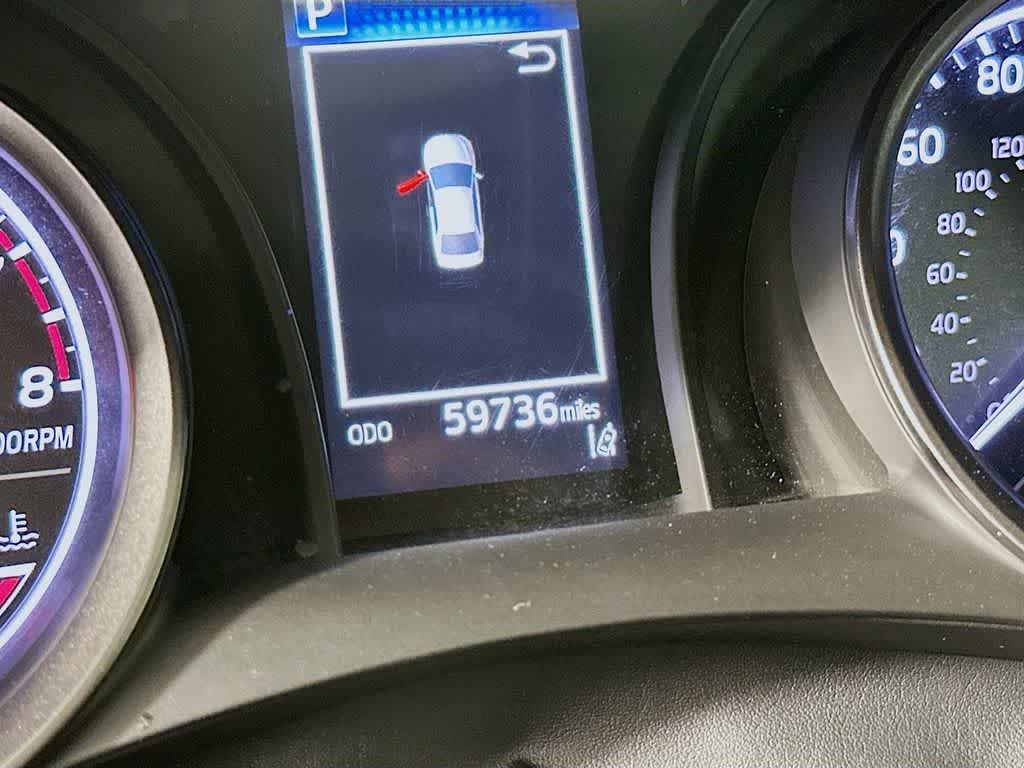 Toyota Camry SE 2021